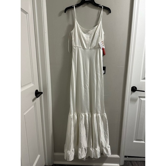 🔥FLASH SALE🔥 Ieena by Mac Duggal SCOOP NECK SATIN GOWN White - Picture 2 of 12